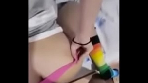 Nena Colegiala Culona Cogiendo de Perrito